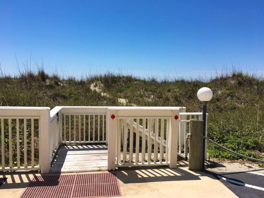 מירטל ביץ' *2Br Oceanfront Retreat*King Ensuite*Pool*Nmb Cherry Grove*Pc4 מראה חיצוני תמונה