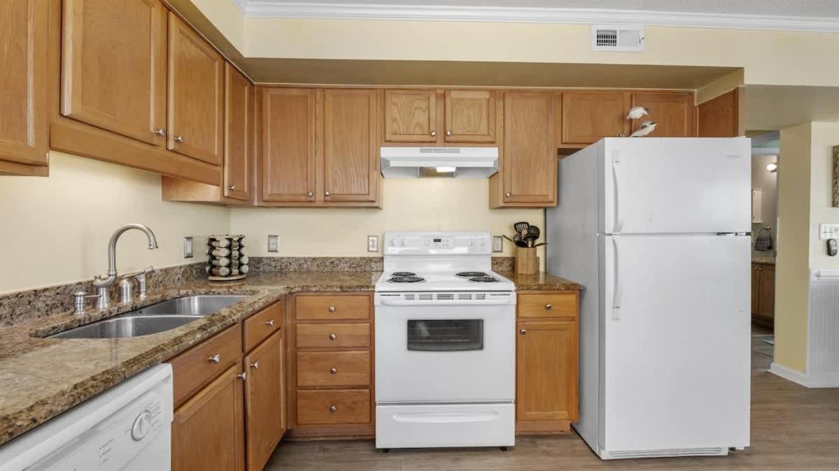מירטל ביץ' *2Br Oceanfront Retreat*King Ensuite*Pool*Nmb Cherry Grove*Pc4 מראה חיצוני תמונה